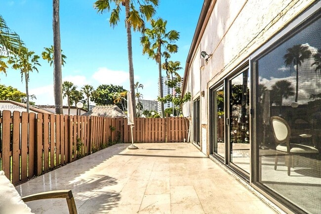 Photo - 513 Leslie Dr