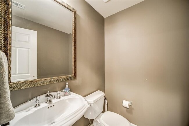 Photo - 3275 Lenox Rd NE