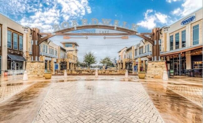 Townelake - 17507 S Summit Canyon Dr