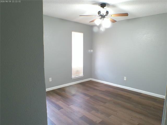 Photo - 4507 Menzer Rd
