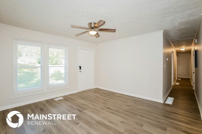 Photo - 424 Azalea Dr