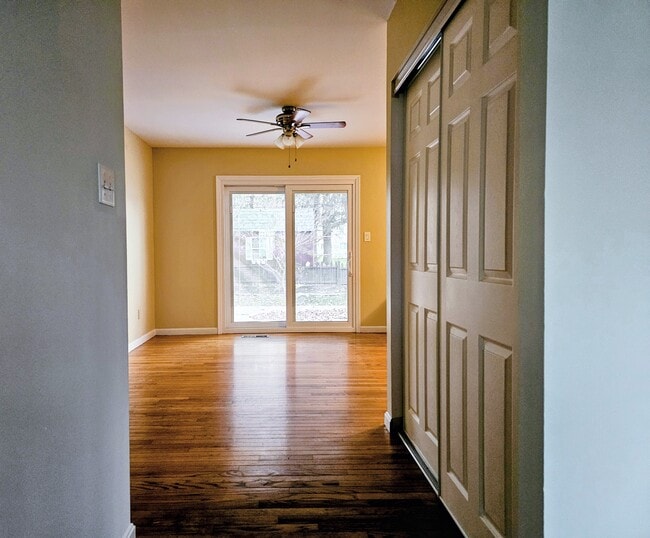 Photo - 16 Brookview Dr