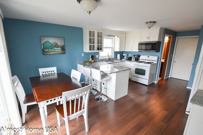 Photo - 1028 Coppens Rd