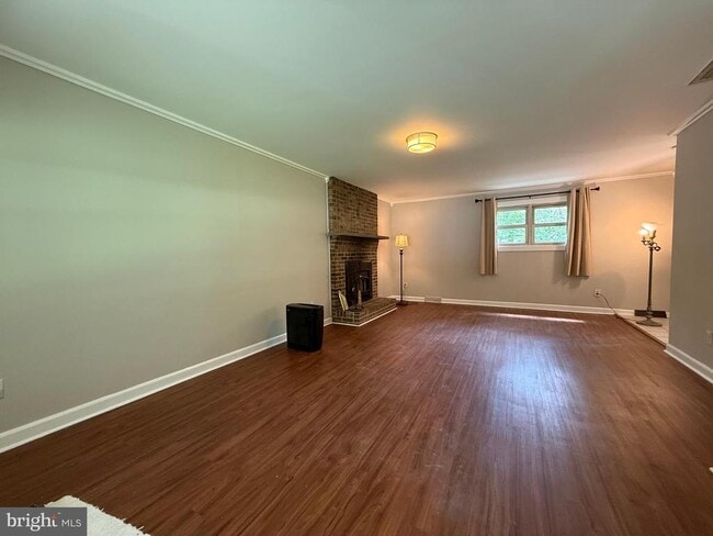 Photo - 29781 Oak Rd