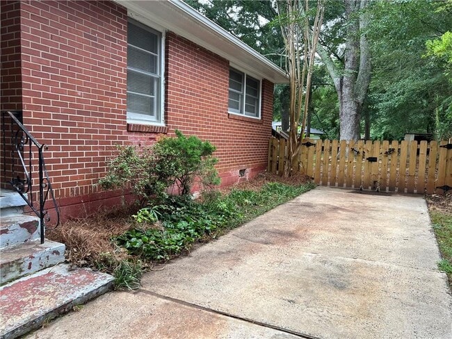 Photo - 2174 Trailwood Dr