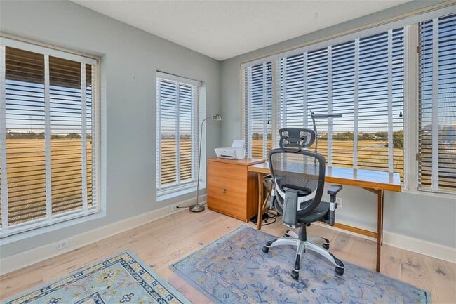 Photo - 1 Marina Dr Unidad 301