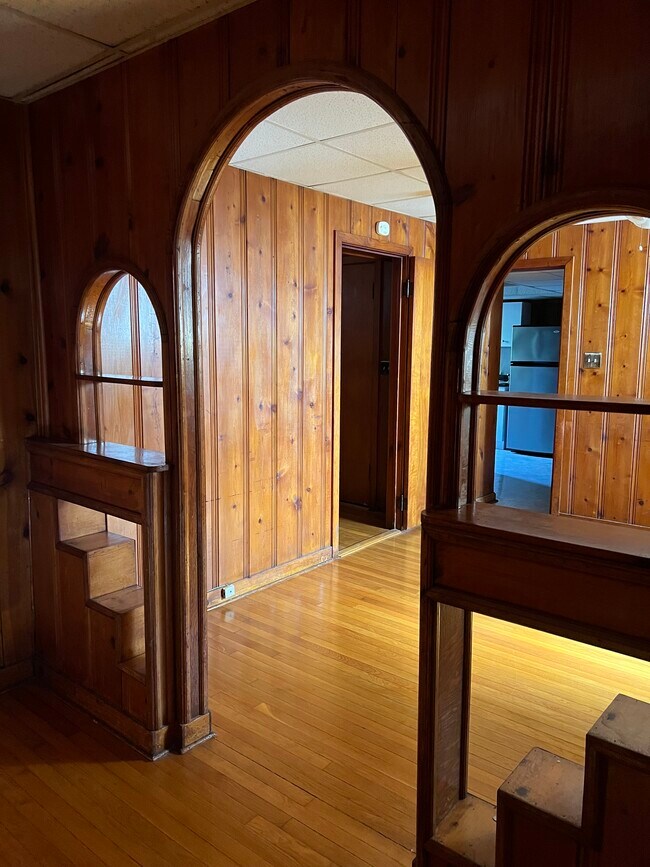 Built in shelving - 158 Maple St Unit 158 B