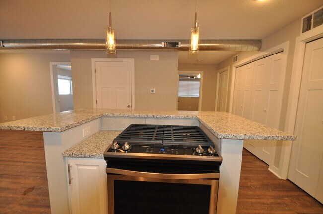 Photo - Newer Garden-Level 2Bed, 1Bath Apartment i... Unit 4