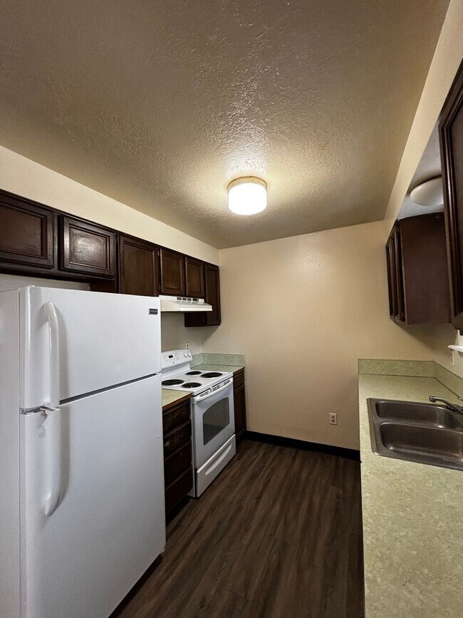 Photo - 1156-1156 McKinley Ave Unit 1150 McKinley Ave