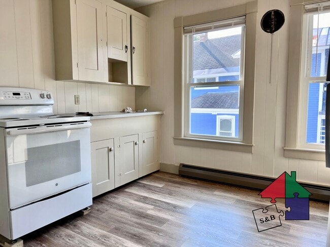 16 Liberty St Unit 201