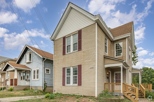 Building Photo - 3248 Glenmore Ave Rental
