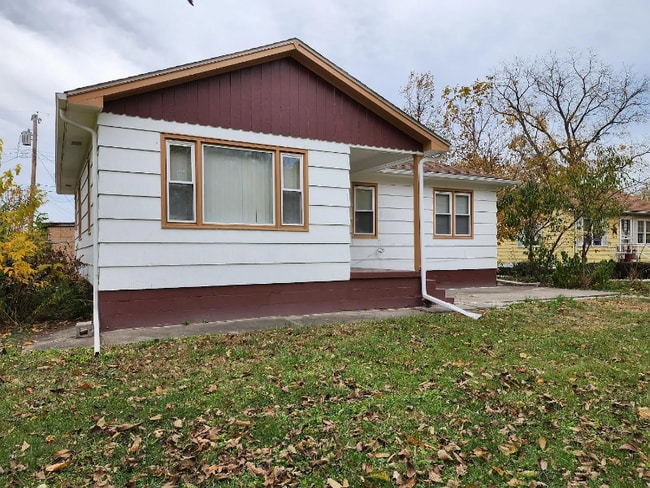 Building Photo - 5142 Pennsylvania St