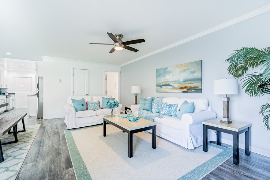 3 Bdrm Livingroom