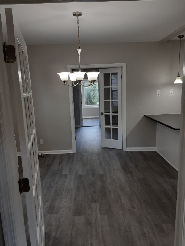 Photo - 124 W 8th Ave