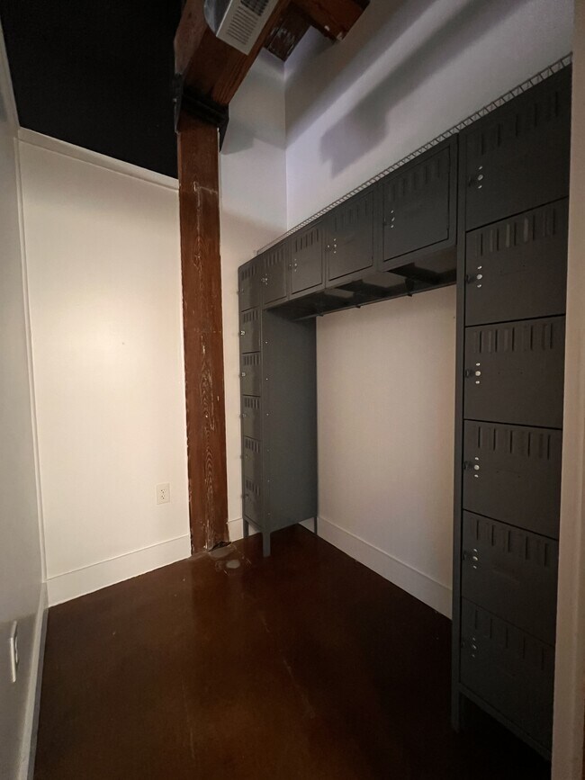 Photo - 55 S Harding St