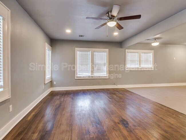 Photo - 4326 N Blackwelder Ave