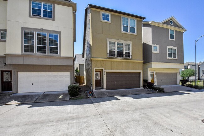 Photo - 3419 Clearview Villa Way Casa