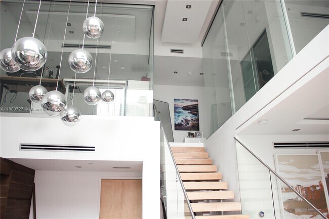 Photo - 350 S Miami Ave Unidad 706