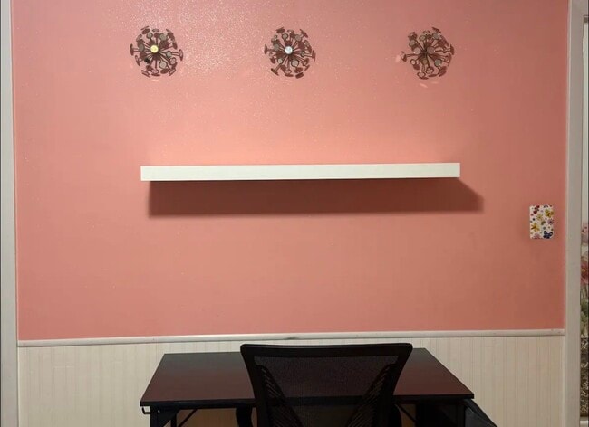 Photo - 449 Jensen Rd