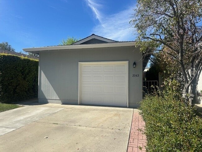 Building Photo - 55-2001 Unit 3143