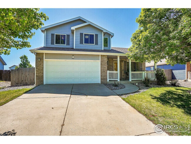 Building Photo - 842 Carriage Dr Rental
