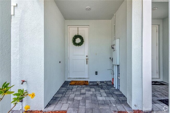Building Photo - 396 SE Sea Hunt Way Rental