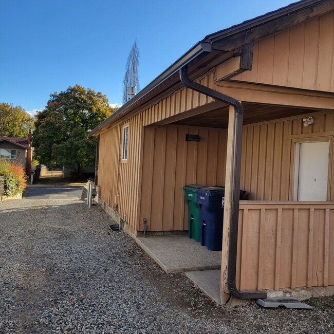 Photo - 3503 E 33rd Ave
