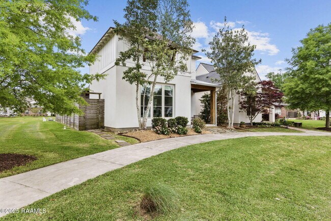 Photo - 112 Avoyelles Dr Casa