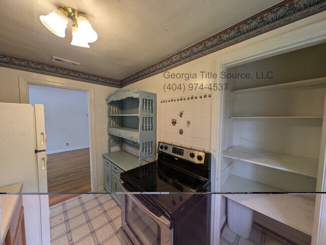 Photo - 227 Garden Ln