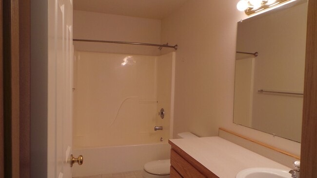 Photo - 931 SE Ely St Unit #B201
