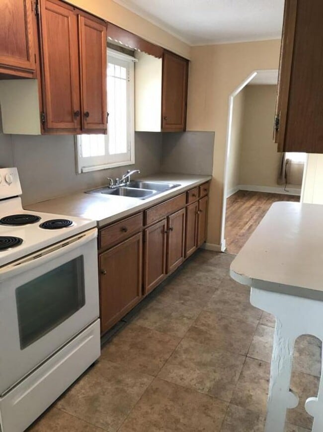 Building Photo - 403-405 N Baltimore Ave --1 Unit 1