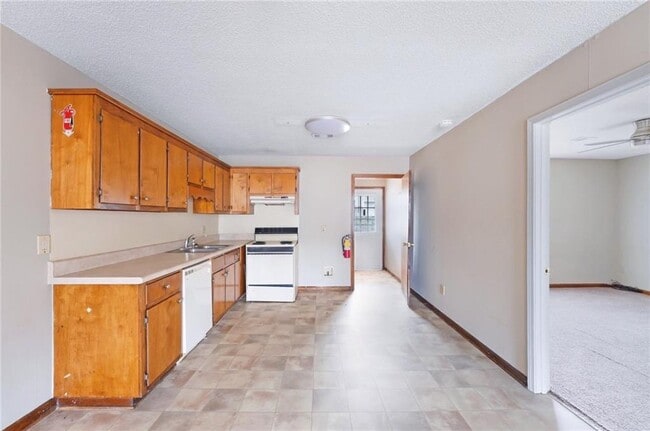 Photo - 124 Evergreen Trail SE