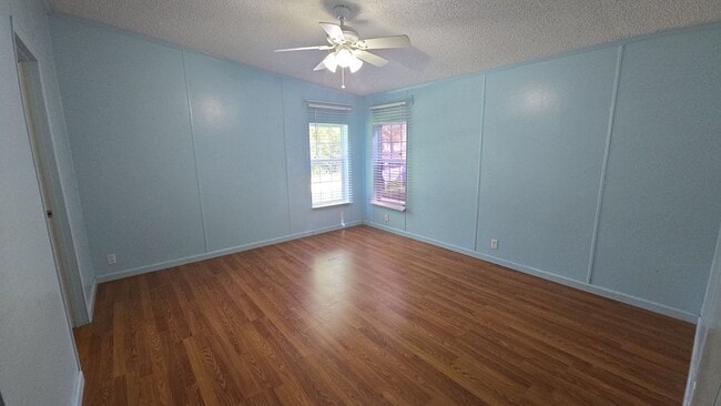 Photo - 264 Williams Rd