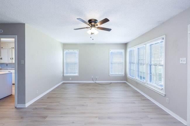 Photo - 1/2 off First Months Rent! Charming Home N...