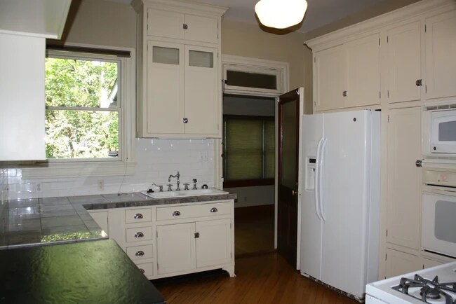 Photo - 801 N Lincoln St