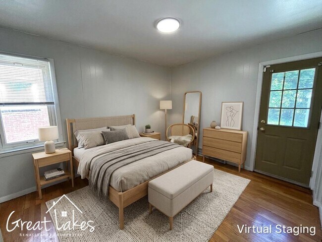 Photo - Beautiful 4 Bedroom 1 Bathroom now available for rent!