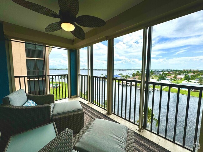 Building Photo - Top-Floor Cape Coral Condo with Wraparound...