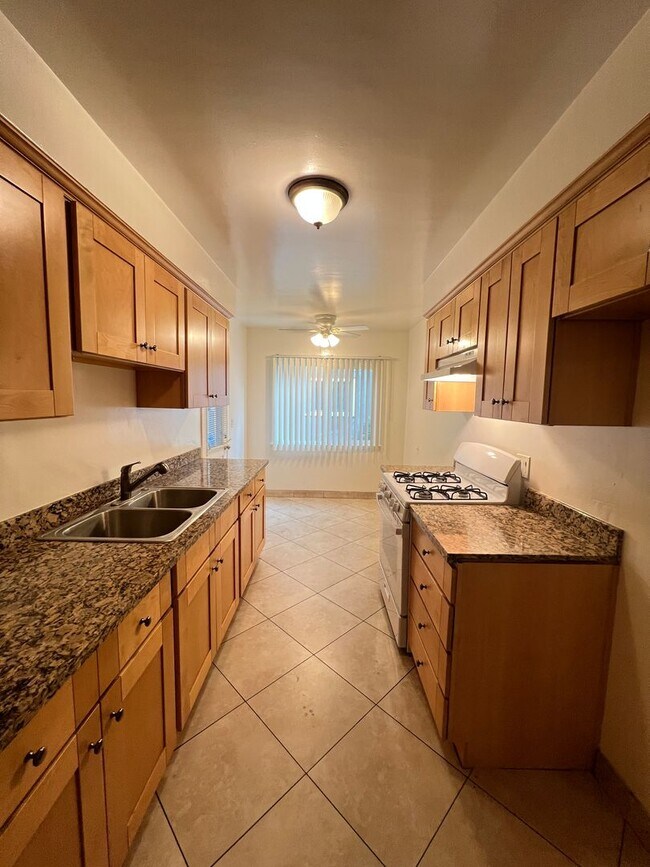 Photo - EAST313 Unit A