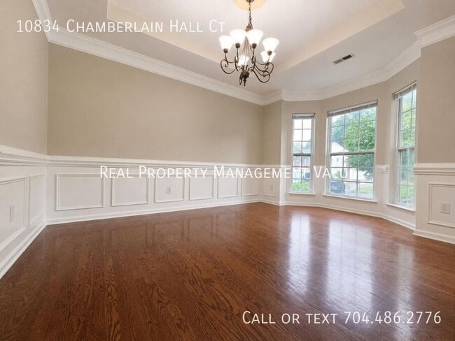 Photo - 10834 Chamberlain Hall Ct