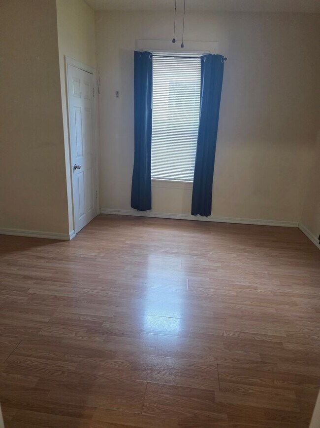 Photo - Beautiful home in the heart of Wood River!!