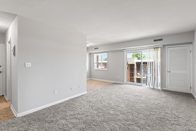 Photo - 5340 C St SE