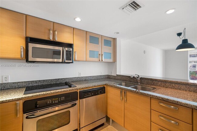 Photo - 2101 Brickell Ave Unit 1103
