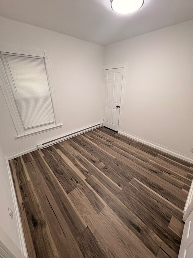 219 Kimberly Ave Unit 1