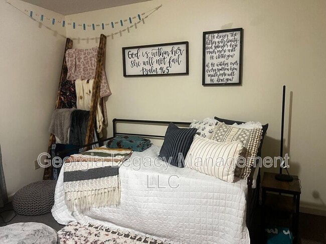 Photo - 35 Spring St