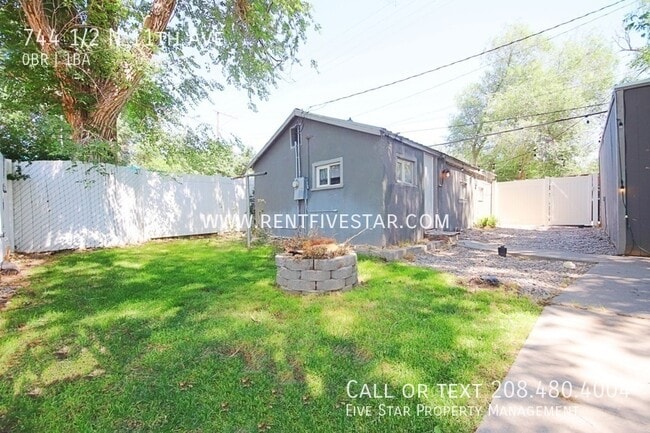 Photo - 744 1/2 N 11th Ave-