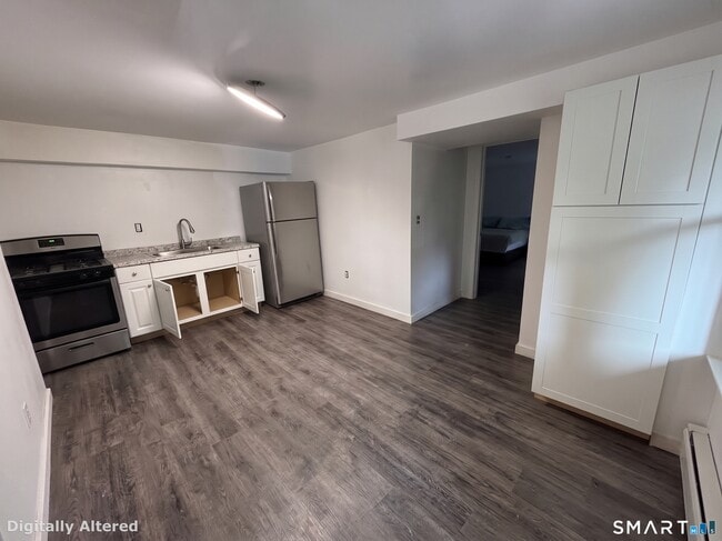 57 Oak St Unidad 1 Rear