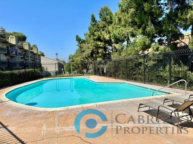 Photo - 3966 60th St