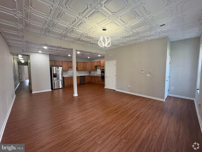 Building Photo - 222 N Liberty St Unit 3 Rental