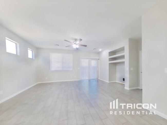 Photo - 14714 N 176th Ln