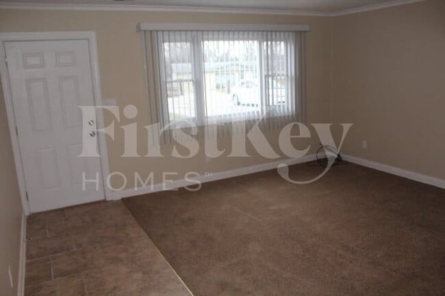 Photo - 9440 Port Royal Dr